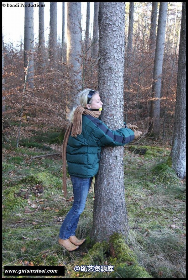 girlsinsteel - In the forest 第 37 张图片
