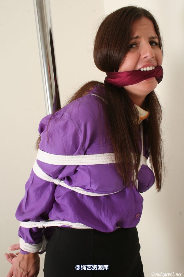bondagebob - Kobe Lee Gagged! 第 99 张图片