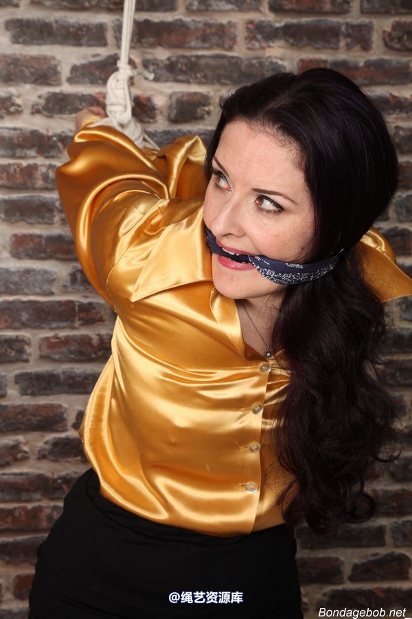 bondagebob - Caroline Pierce Taken to the garage 第 161 张图片