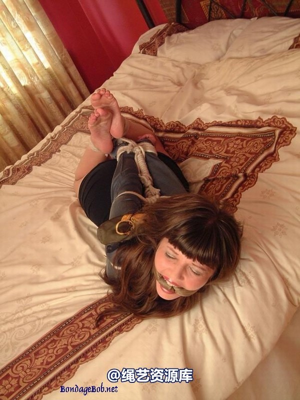 bondagebob - Belinda Bondage Devil 第 45 张图片