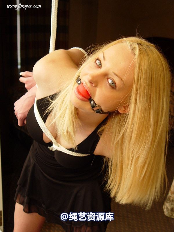 jbroper - Martina Warren 4 第 37 张图片