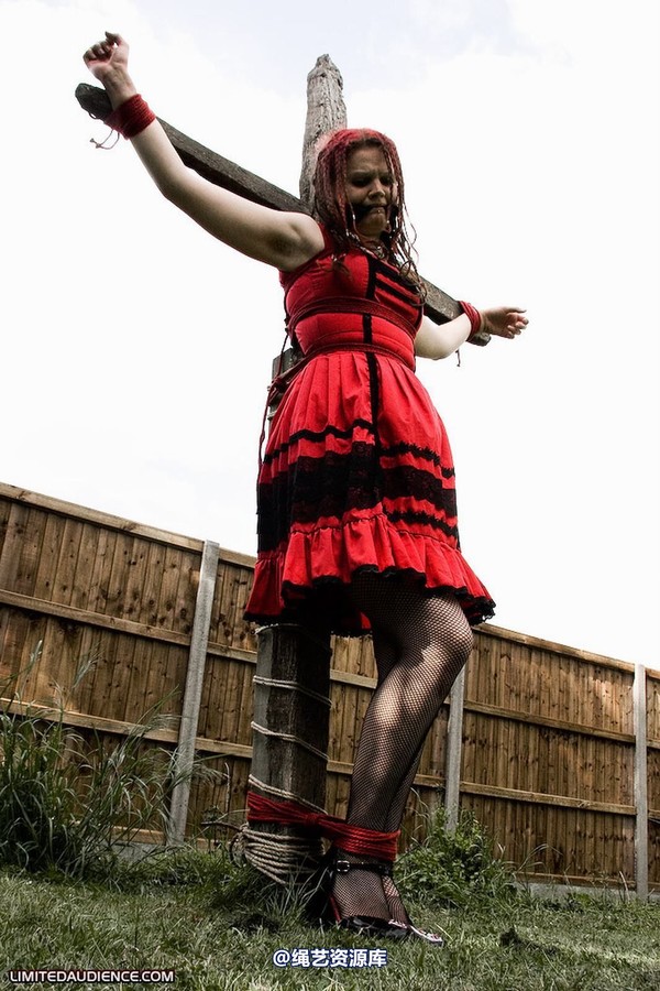 limitedaudience - 2010 beckykat out in the cold 第 10 张图片