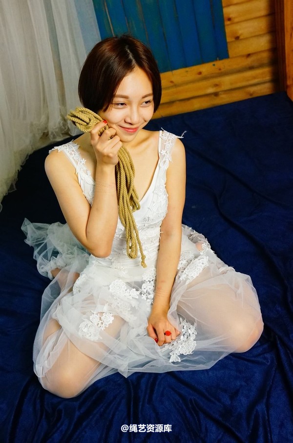 dk13美束馆 - 9.16-小仙儿白婚纱-B130P 第 45 张图片