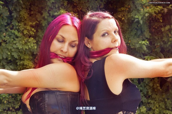 limitedaudience - 2012 elyssia violet reign two for one 3 第 29 张图片