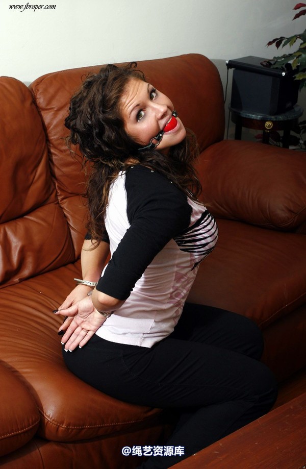 jbroper - Darling Nikki 2011-1 第 2 张图片