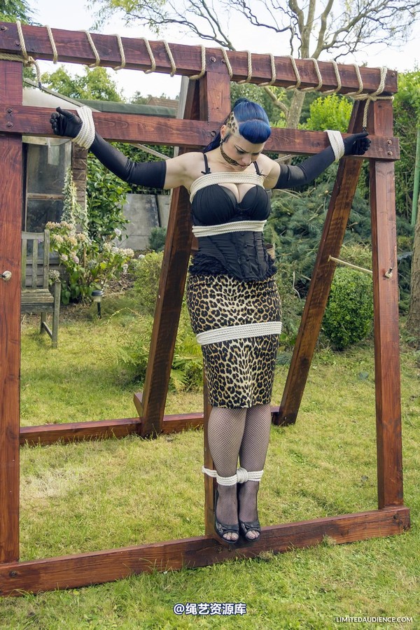 limitedaudience - 2013 raevan languishing on the cross 第 28 张图片