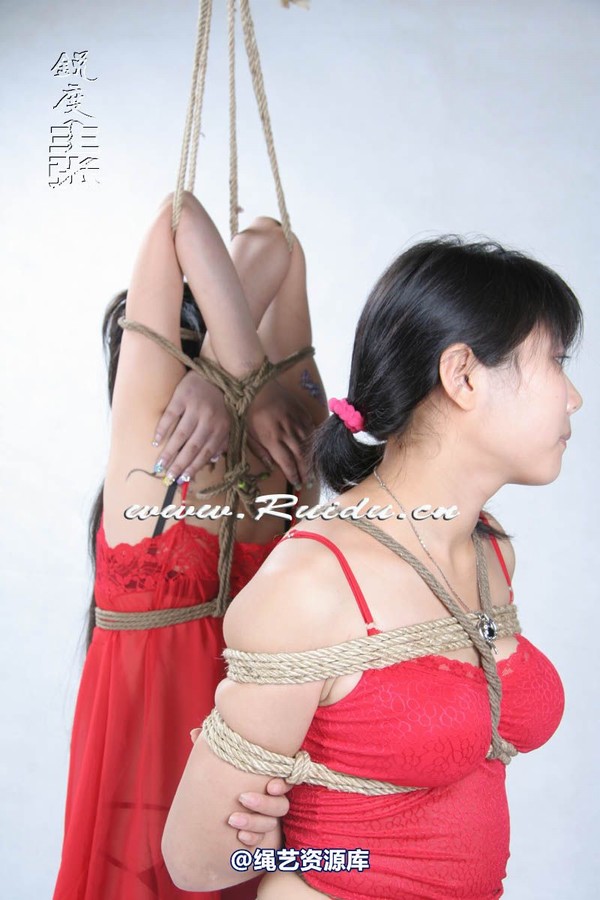 锐度主张 - 婷婷和嫣儿KB悬吊 第 47 张图片