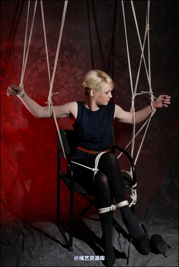 simplytied - How not to tie up a girl 第 25 张图片