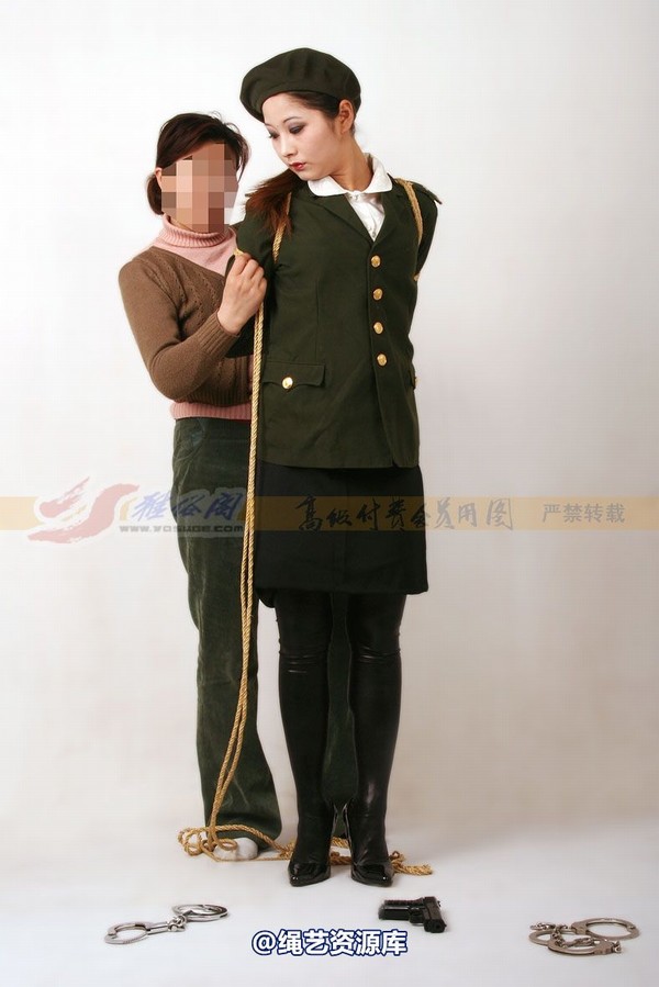 雅俗阁 - 20060401雅思警服 第 16 张图片