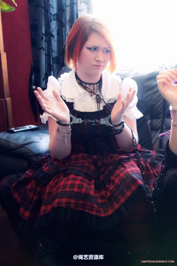 limitedaudience - 2012 beckykat six harmless handcuff fun 第 4 张图片