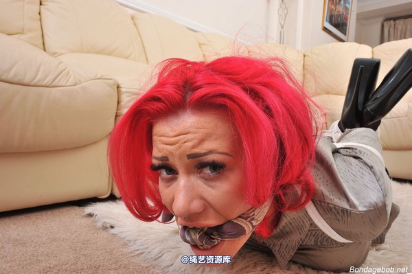 bondagebob - Becky Holt Hogtied 第 120 张图片