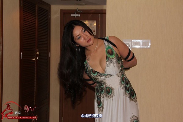 红豆的天空 - 2011 红豆 唯美长裙 第 44 张图片