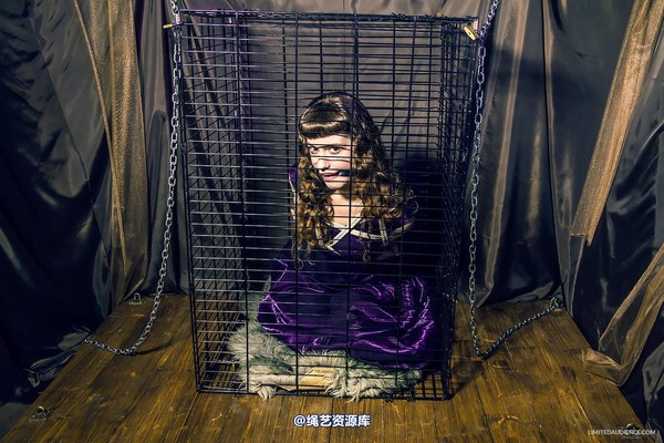 limitedaudience - 2014 fay inside the cage 第 10 张图片