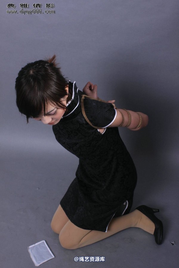 典雅倩影 - 063-美人美人笑可爱，琳花有意解留香 第 38 张图片