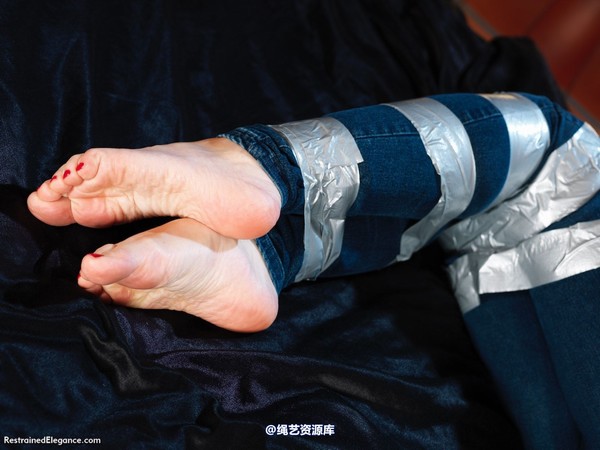 restrainedelegance - Girl Detective Taped Up Tight 第 24 张图片