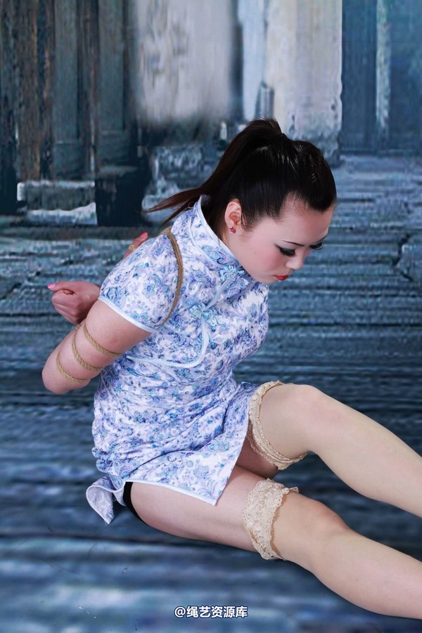 神艺缘 - 234-老街旗袍少女 第 25 张图片