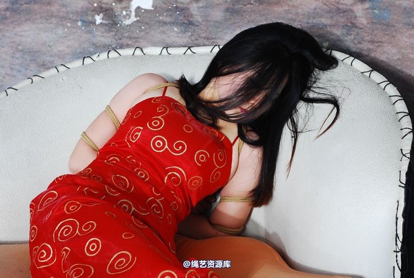 唯美之家 - 新模傲蕾红礼服 第 50 张图片