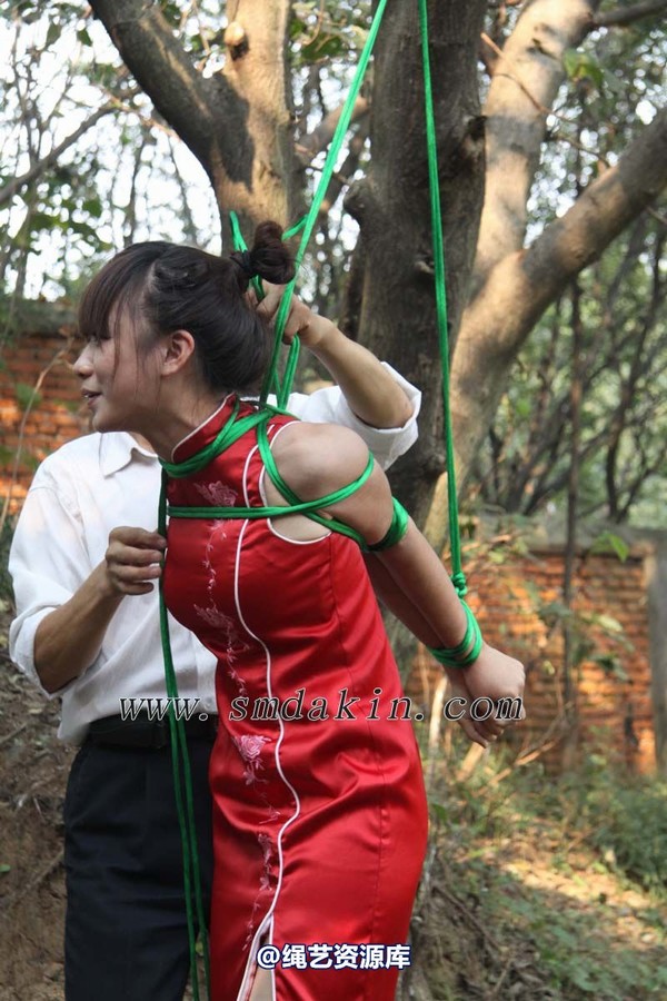 锐度主张 - 第六届锦绣江南-红旗袍欧式吊模特：嫒柔 第 41 张图片