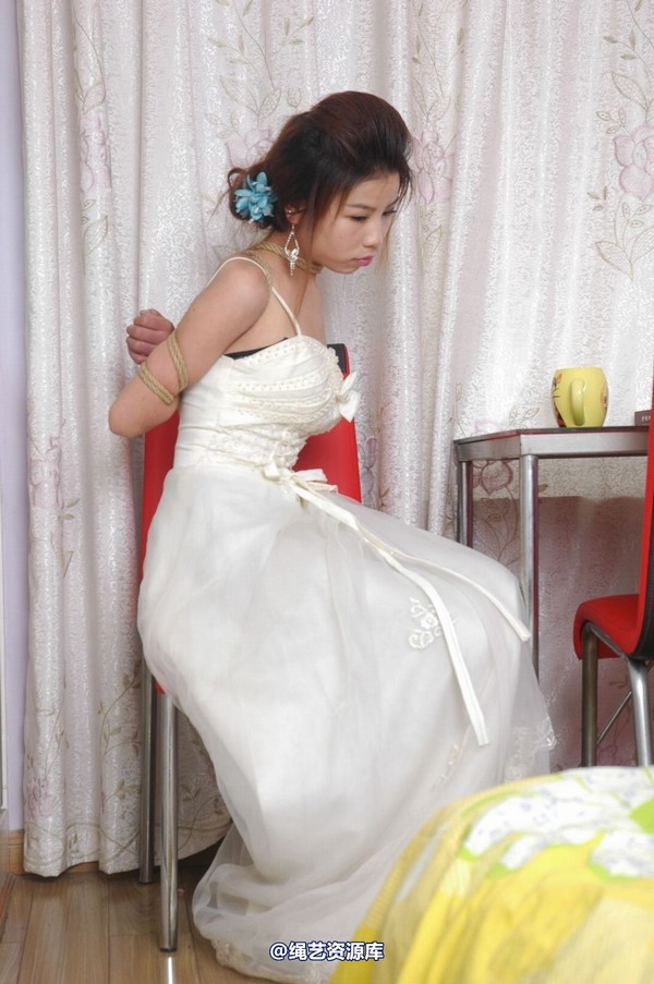 唯美之家 - 丽莎婚纱捆绑2010-7-8 第 118 张图片