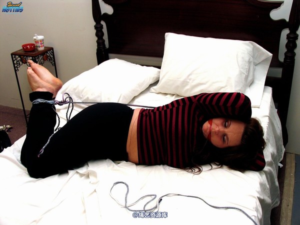 boundhotties - Chrissy 第 20 张图片