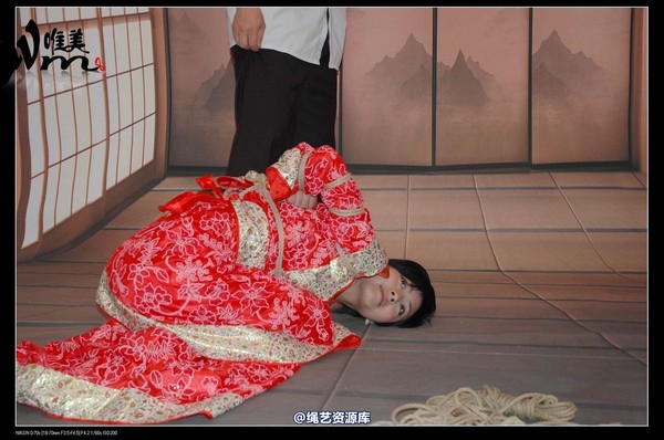 唯美之家 - 08-05-29盈盈汉服-护士装 第 93 张图片