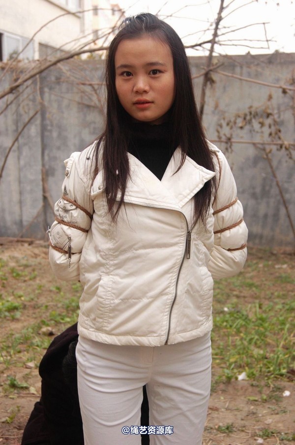 mj影视 - 安娜刑场2013-04-13 第 288 张图片