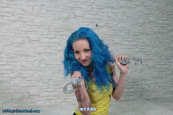 girlsinsteel - Tattoo model very helpless 第 9 张图片
