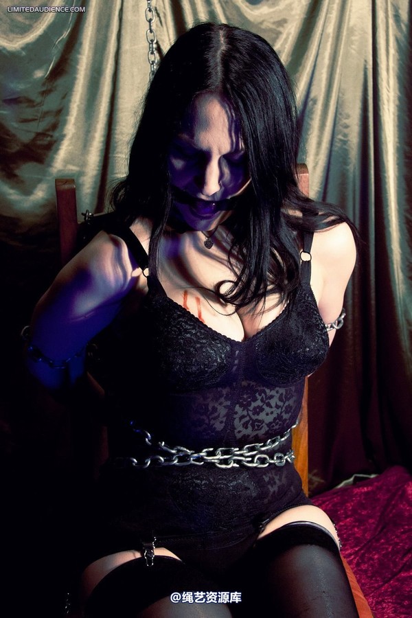 limitedaudience - 2012 elyssia chained vamp 2 第 12 张图片
