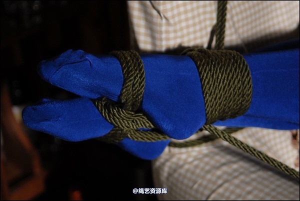 simplytied - Shine blue tights 第 36 张图片