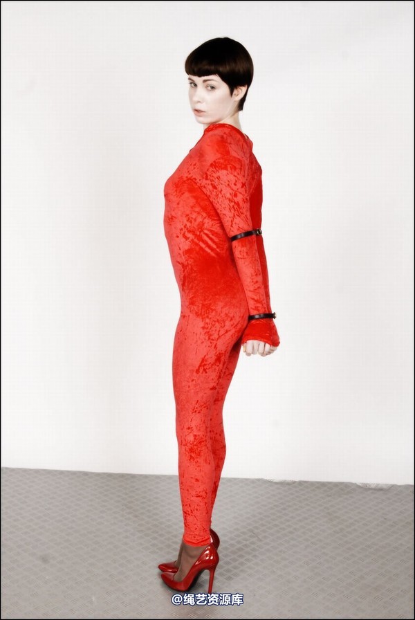 simplytied - Fawnya Red catsuit part 2 第 15 张图片