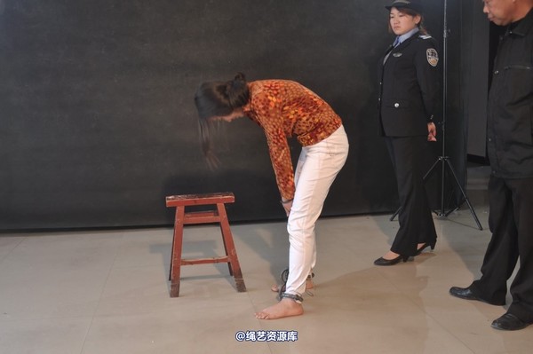mj影视 - 牵出大案―验明正身 第 1 张图片
