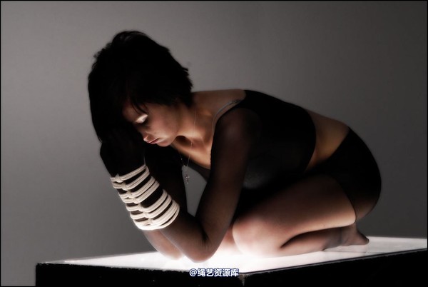 simplytied - Light box 第 8 张图片