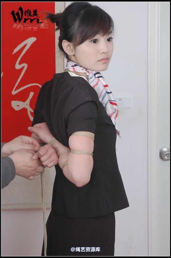 唯美之家 - 紧缚空姐子茹2010-5-8 第 32 张图片