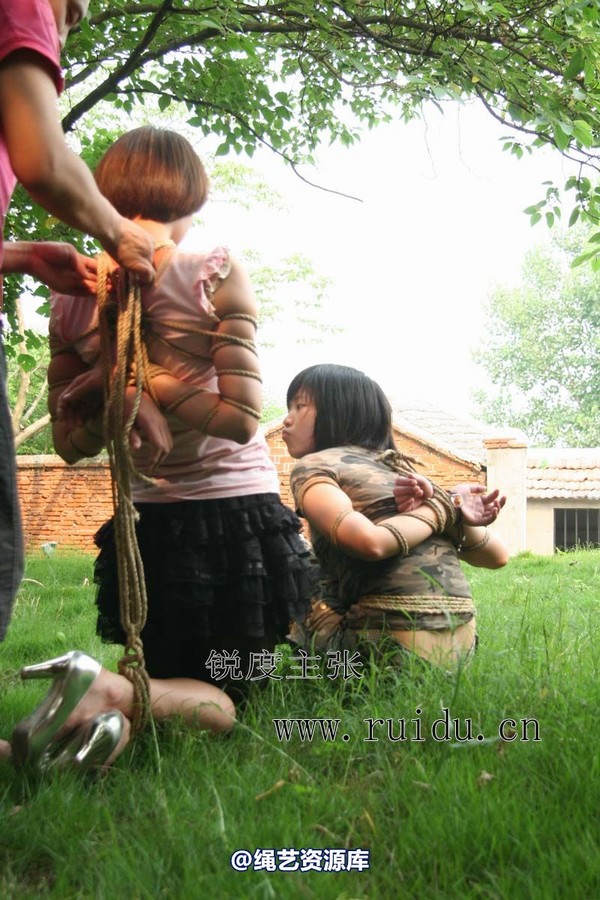 锐度主张 - 2009年第32期捆绑图（2009.7.17）模特：心心 小爱 第 26 张图片