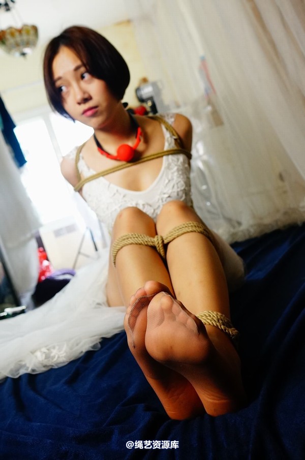 dk13美束馆 - 9.16-小仙儿白婚纱-D130P 第 20 张图片