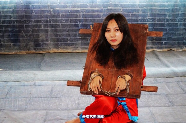 mj影视 - 血的代价梦境古大堂 女囚众生相2013-08-26 第 120 张图片
