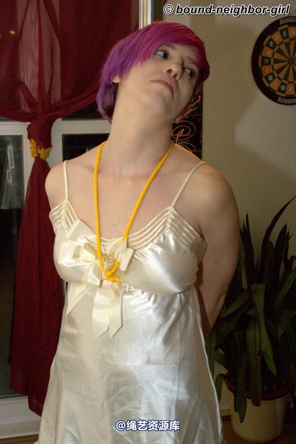 bound-neighbor-girl - Holly - Tied up in her apartment 第 30 张图片