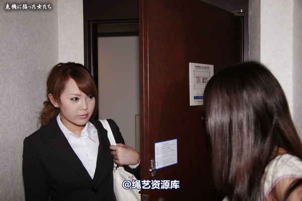 jpdamsel - 20080814 �Fにかかった女弁�o士 第 1 张图片