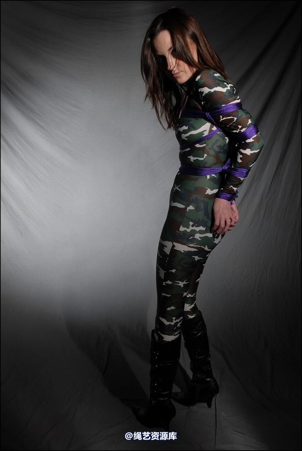 simplytied - Jinx in camouflage 第 22 张图片