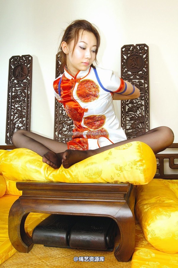 丽柜美束 - 2005-07-26 第 4 张图片