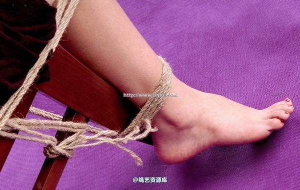 丽柜美束 - 2004-5-7 第 6 张图片