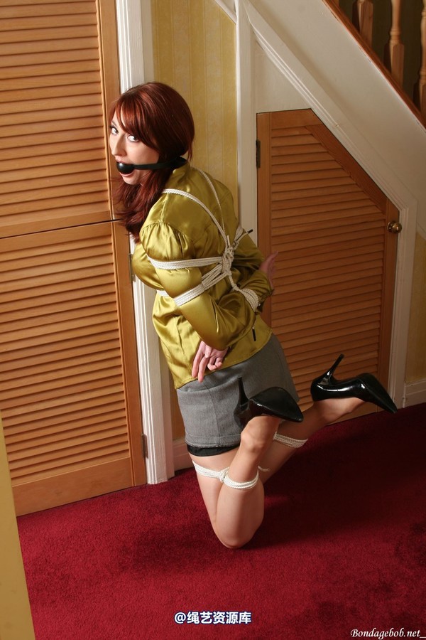 bondagebob - Kendra James Ball gagged and frog tied 第 53 张图片