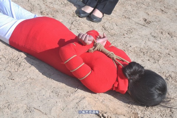 mj影视 - 牵出大案―押赴刑场 第 85 张图片