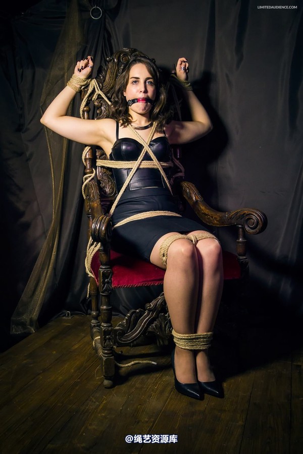 limitedaudience - 2015 freya held for ransom 第 12 张图片