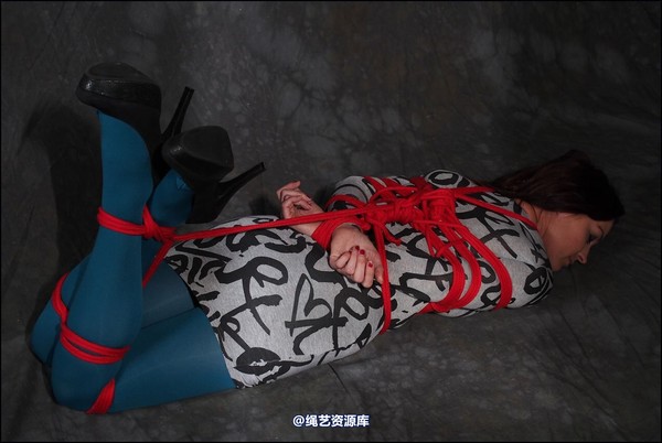 simplytied - Jinx in nice hogtie 第 21 张图片