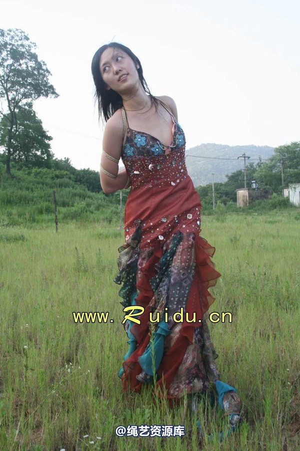 锐度主张 - 20070818第29期 宝宝草地漫舞图片 第 117 张图片