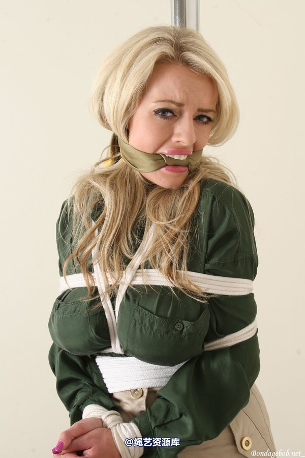 bondagebob - Hannah Claydon Boyfriends surprise 第 112 张图片
