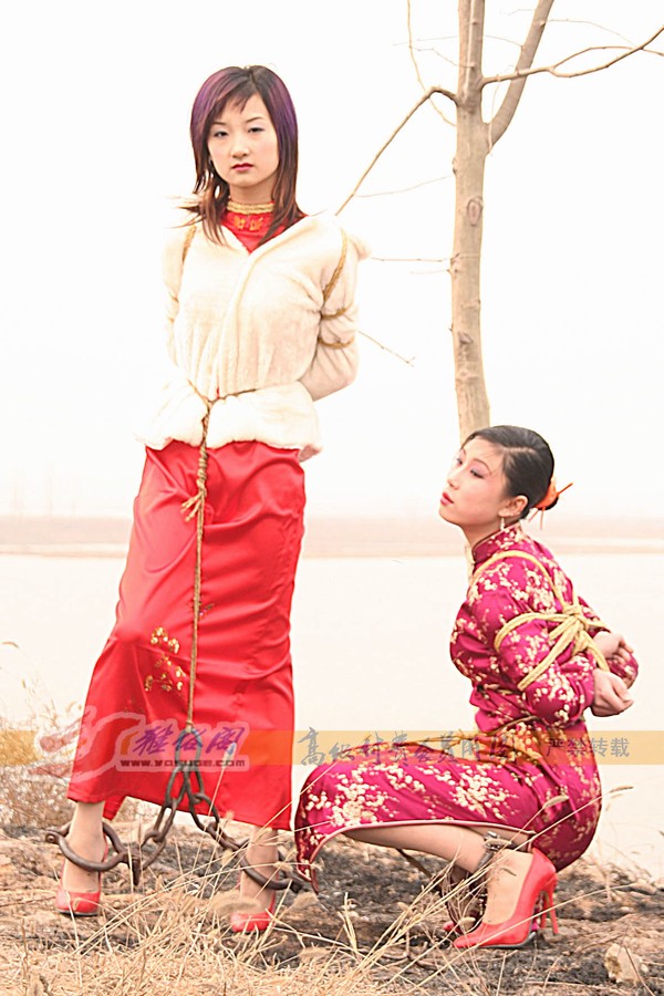 雅俗阁 - 20060331新太行采风---雪儿、雅柔旗袍合拍 第 27 张图片