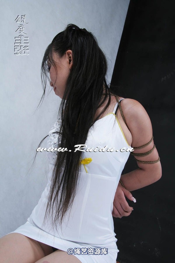 锐度主张 - 婷婷和嫣儿KB悬吊 第 363 张图片