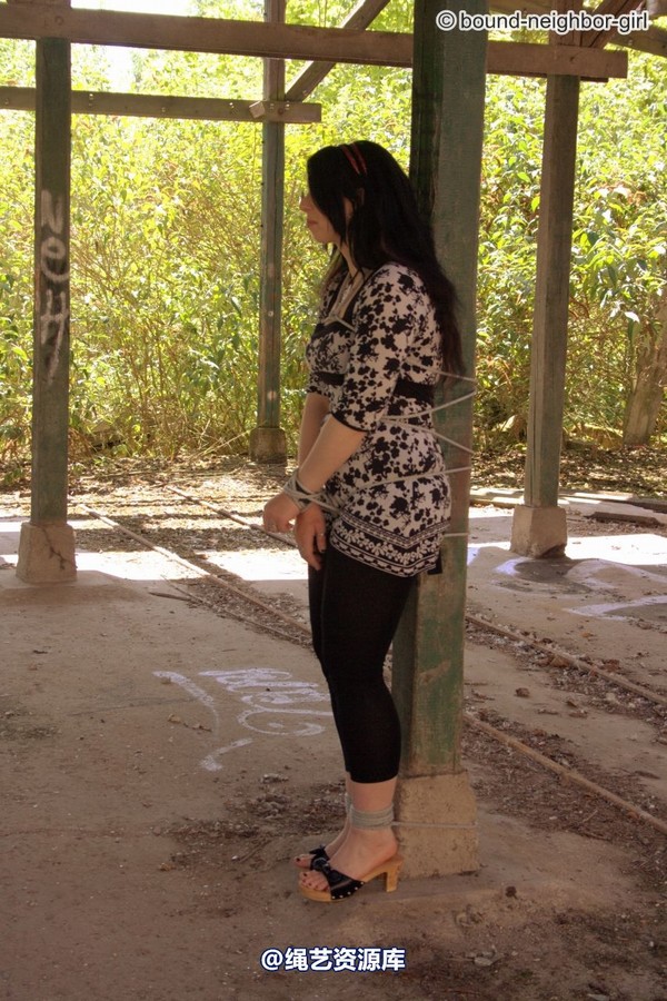 bound-neighbor-girl - Jasmin - Tied up in the ruins 1 第 27 张图片